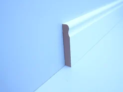 B.S. Bauprogramm Altbausockel 250 cm 70 x 12 mm Blütenweiß