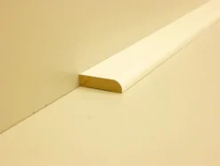 B.S. Bauprogramm Decksockelleiste 260 cm 25 x 5 mm Weiß hochglanz
