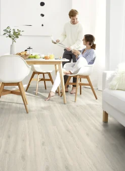 Decolife Vinyl-Fertigboden Polar Oak 122 x 18,5 cm