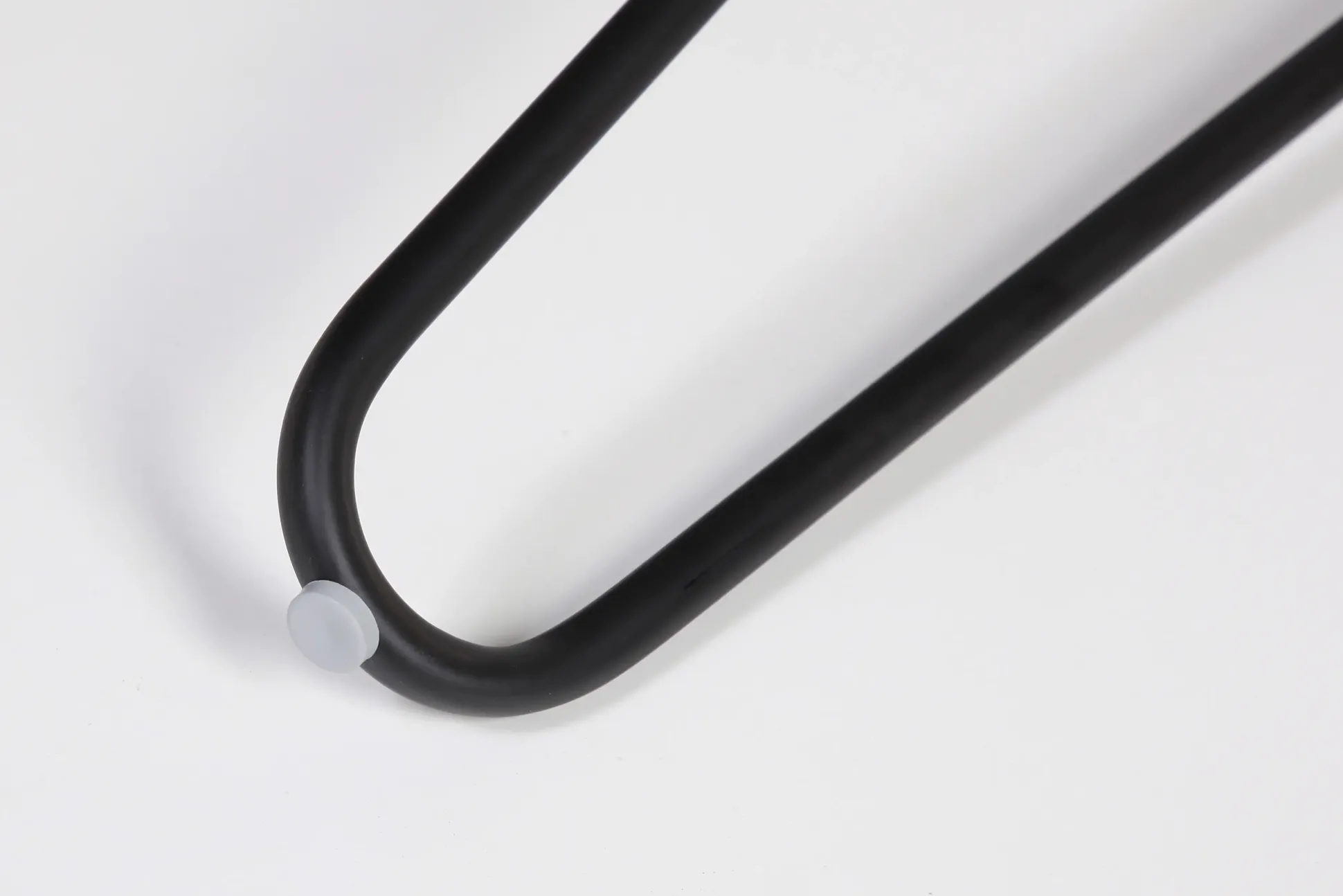 Dieda Tischbein Hairpin schwarz Maße (L x B x H): 710 x 255 x 59 mm