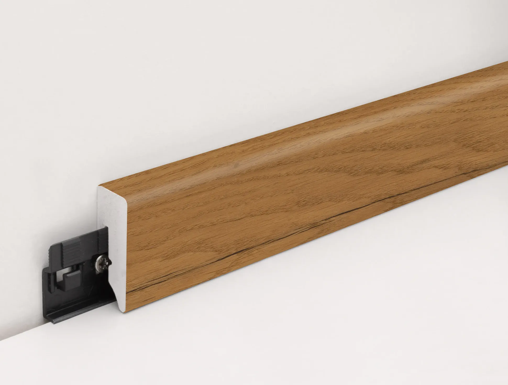 FN Neuhofer Fußleiste 240 cm 38,5 x 15 mm Eiche bordeaux foliert
