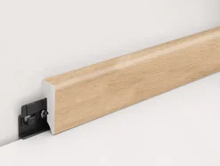 FN Neuhofer Fußleiste 240 cm 38,5 x 15 mm Eiche burnell foliert