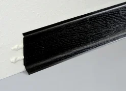 FN Neuhofer Kernsockelleiste 250 cm 60 x 14 mm schwarz