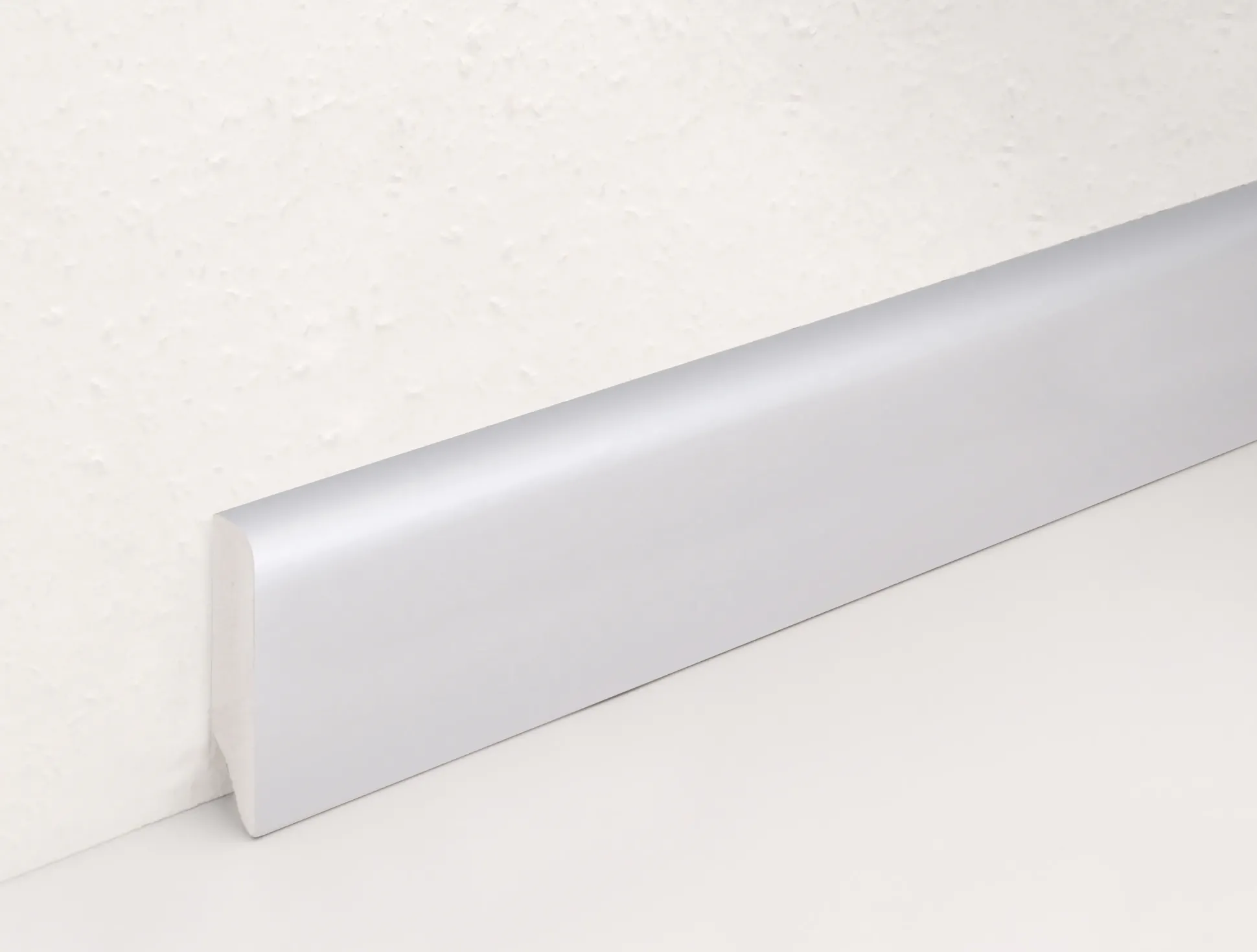 Neuhofer Fußleiste 240 cm 38,5 mm x 10 mm Uni weiß