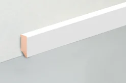 Neuhofer Fußleiste 240 cm x 40 x 16 mm weiß