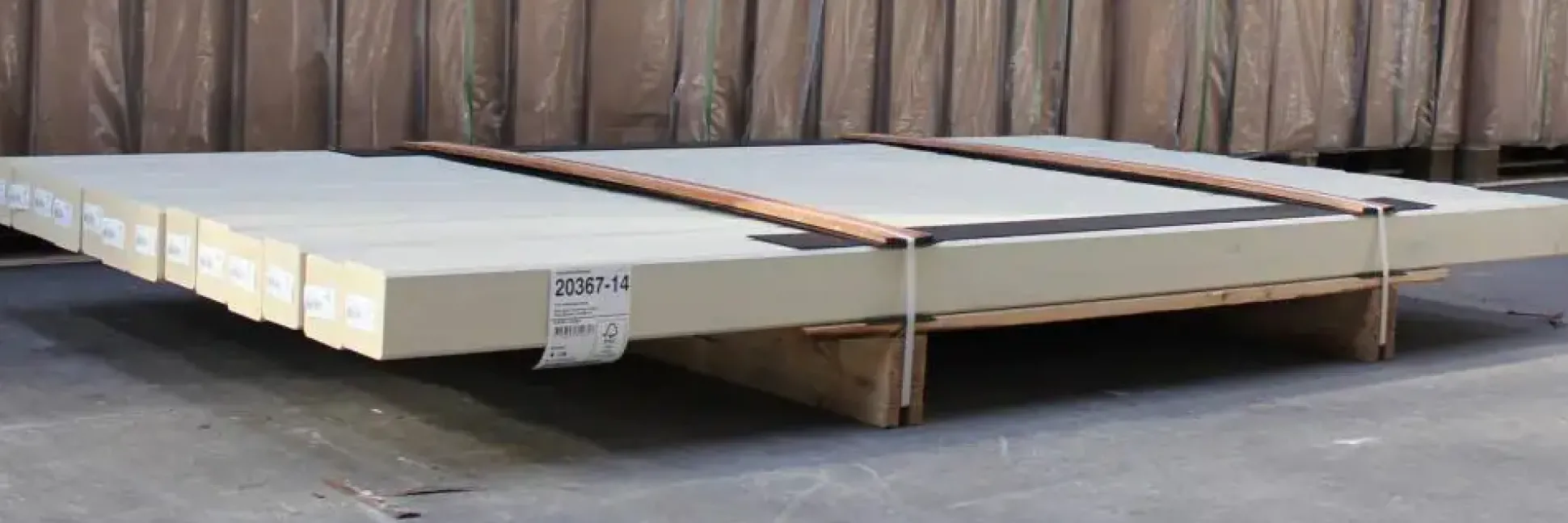 Plus Leimholzpfosten 208 cm 90 x 90 mm schwarz Kopf gerundet