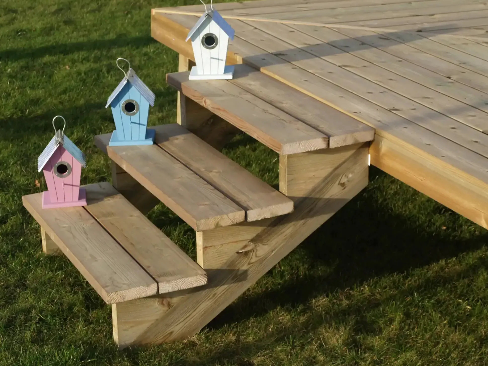 Plus Treppenwange Kiefer 13 cm Stufenhöhe mit Beschlag