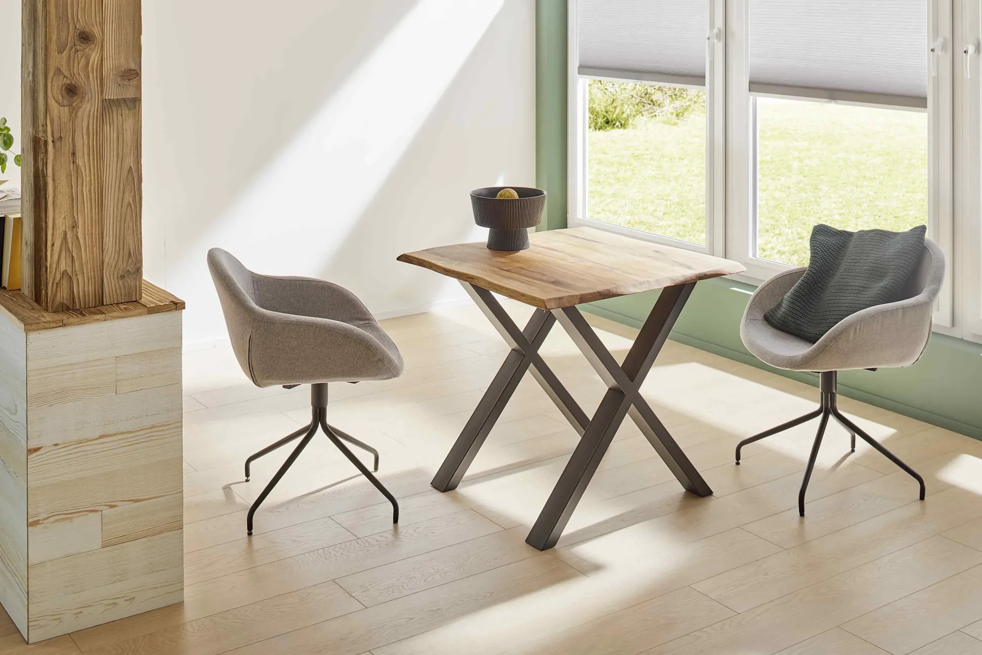 Tischplatte Eiche massiv 80 x 80 cm 26 mm mit natürlicher Kante