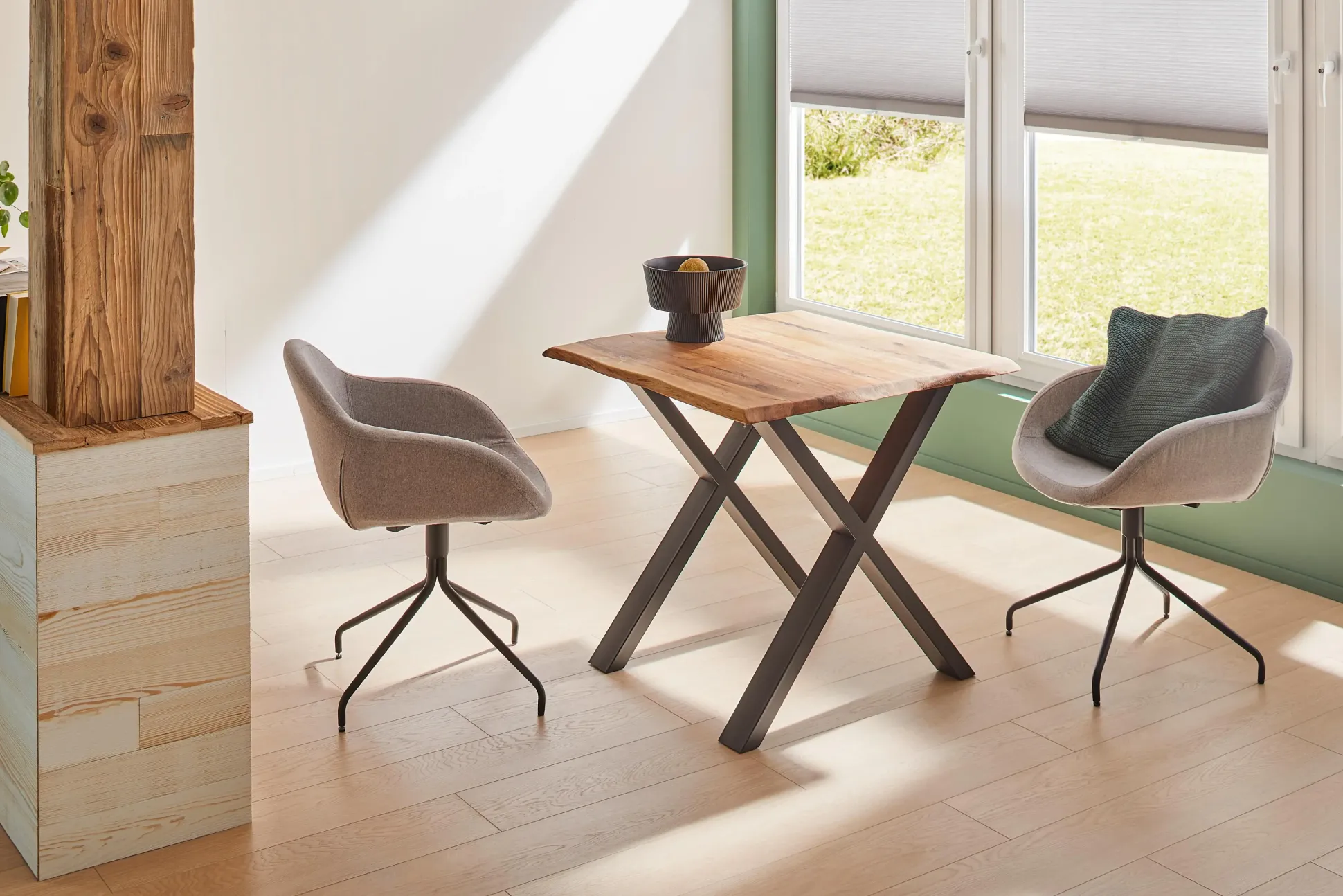 Tischplatte Eiche massiv 90 x 90 cm 38 mm mit natürlicher Kante