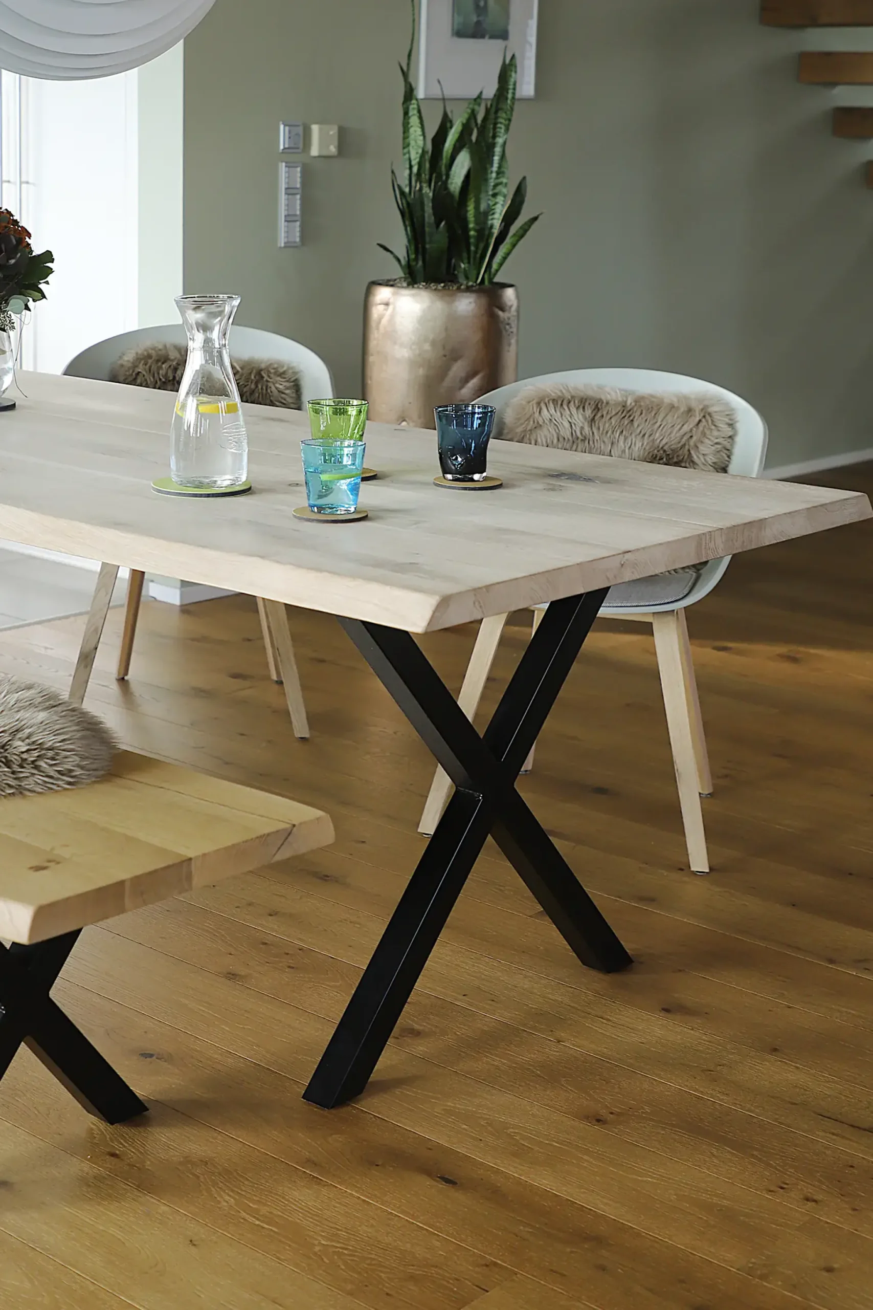 Tischplatte "Live Edge" Akazie massiv mit natürlicher Kante 200 x 90 x 38 mm